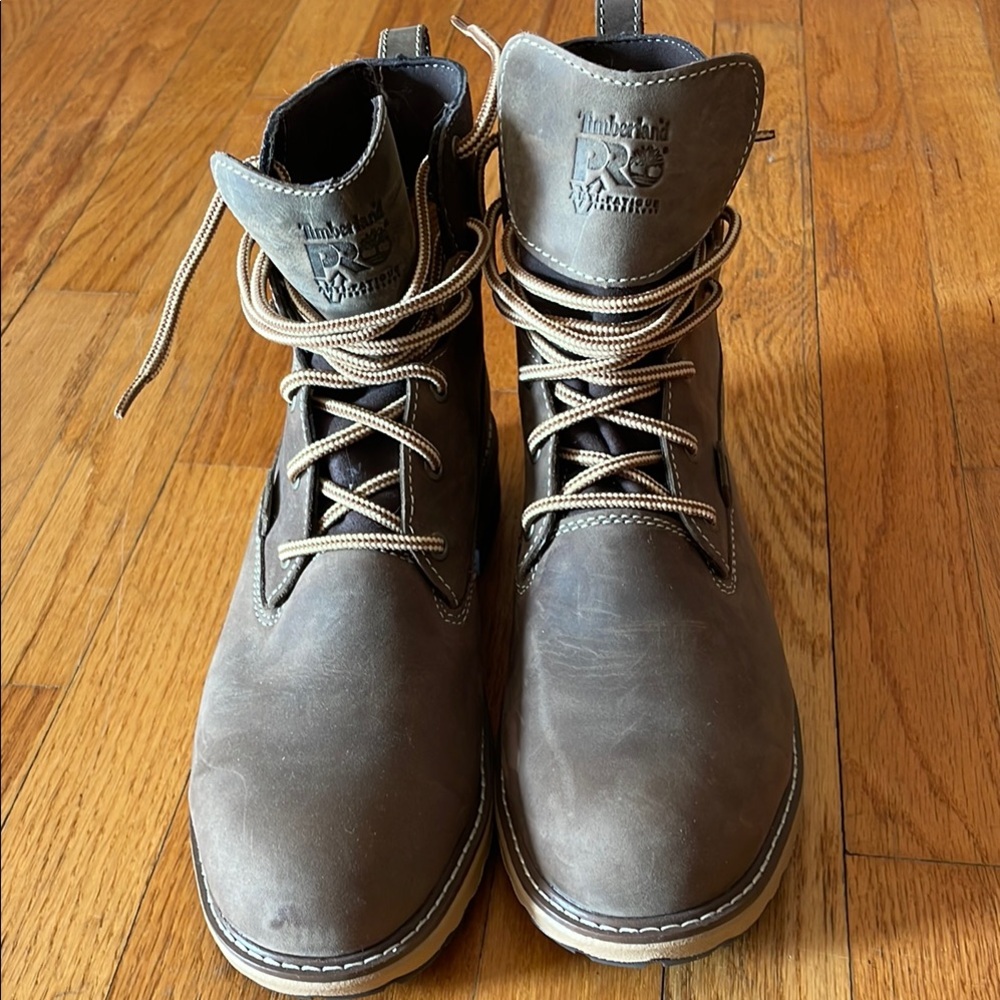 Timberland Men's Gray Leather Boots